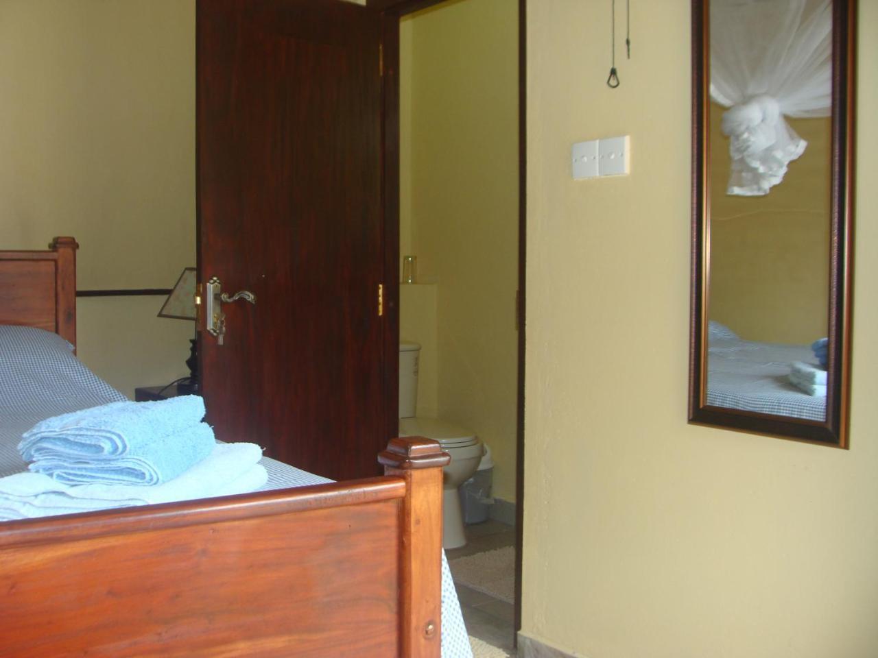 Jacks Bed And Breakfast Talpe Exterior foto